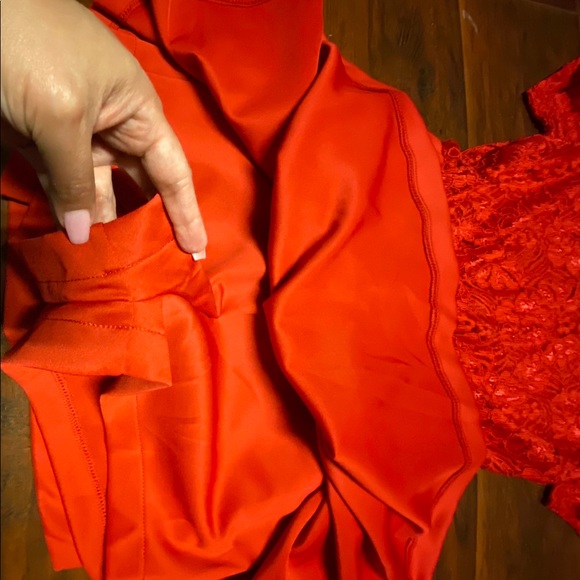 Lace shorts romper - Picture 2 of 5